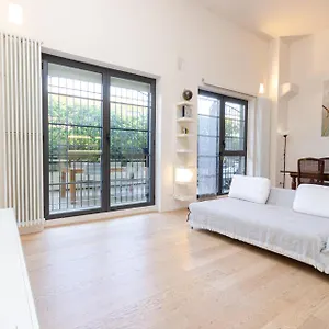 Vivimihome Loft Su Due Livelli Con Terrazzo , Milano Italia